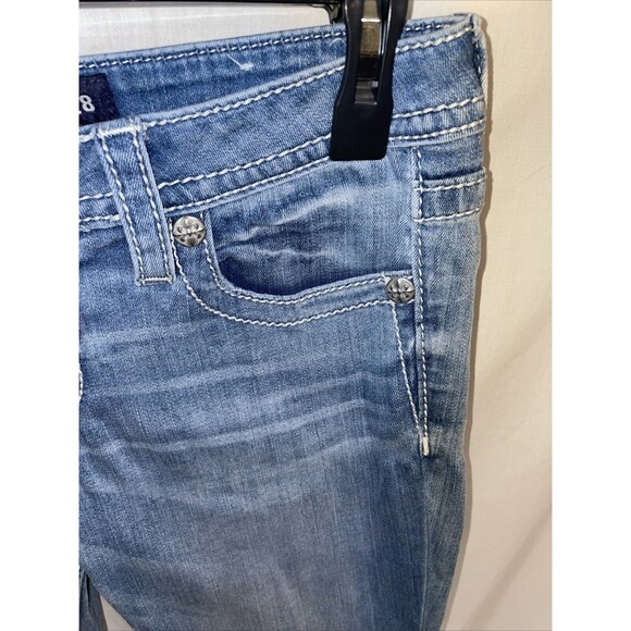 Miss Me Women’s Midrise Capris Size 28x22 Blue Rodeo Cowgirl Western City - Picture 4 of 12